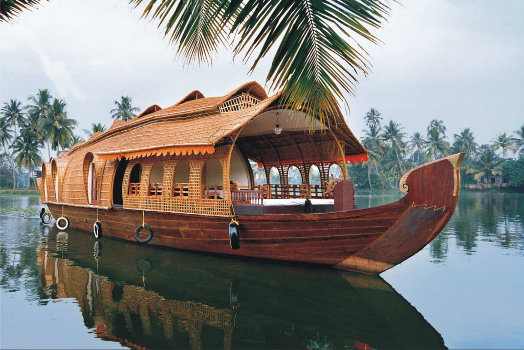 houseboat cruise in kerala